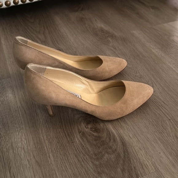 Jimmy Choo Women's Tan Pumps - Picture 4 of 5